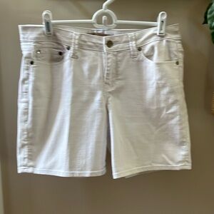 😀 MAX JEAN SHORTS